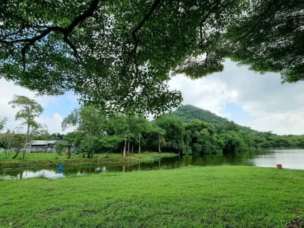 ขายที่ดินติดน้ำ 27ไร่ อำเภอเมือง ดอนตะโก ราชบุรี ที่ดินวิวเขาติดน้ำแปลงสวยมาก เหมาะทำโรงแรม ใกล้เส้นเพชรเกษม 14กม ใกล้เขาแก่นจันทร์ แยกห้วยไผ่