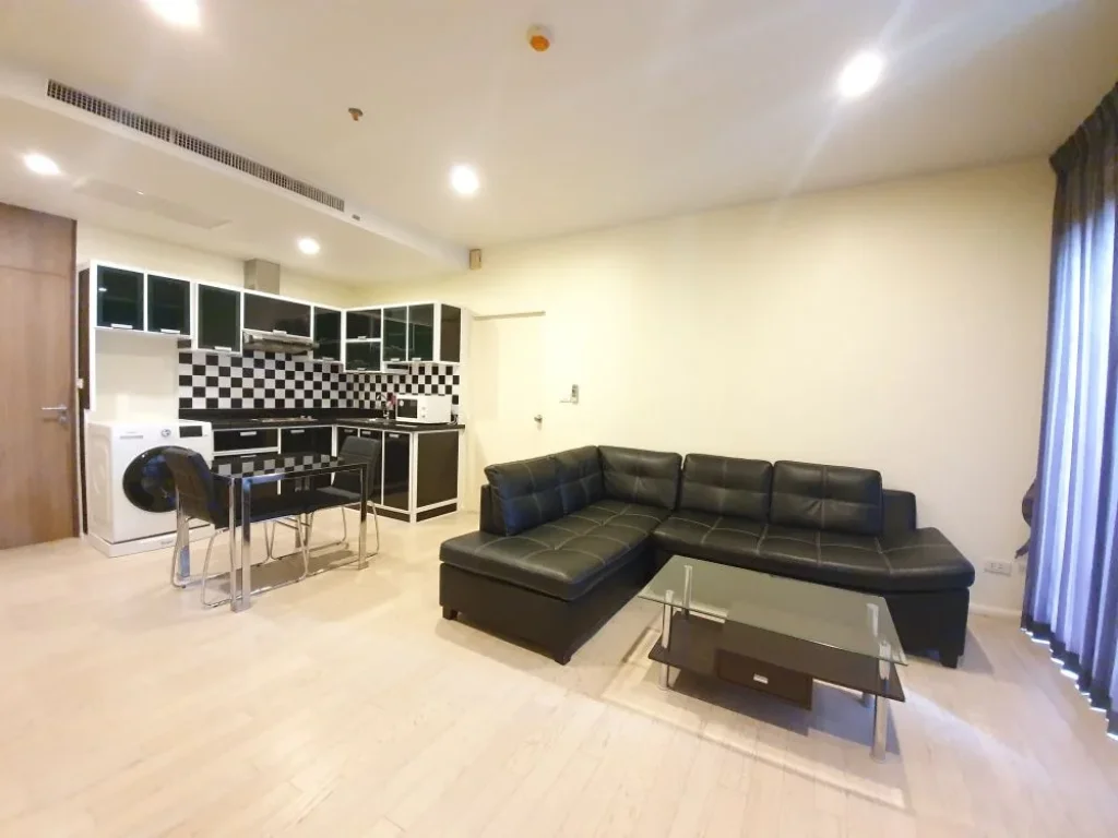 For Rent ให้เช่า NOBLE SOLO สุขุมวิท 55 1 ห้องนอน 53 ตรม ค่าเช่า 20000 บาท รวมค่าส่วนกลาง