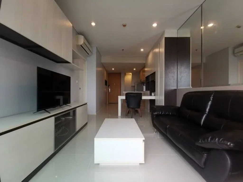 ขายคอนโดวิลล่า อโศก Villa Asoke ขนาด 49 ตรม ชั้น 26 ใกล้ MRT เพชรบุรี เพียง 100 เมตร