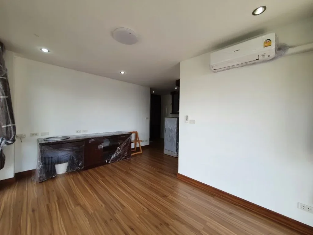 For Rent The Parkland บางนา ห้องปรับปรุงใหม่ ขนาด 2 ห้องนอน ค่าเช่า 9000 บาท