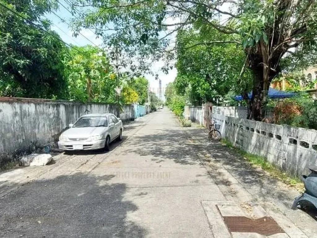 ที่ดิน รามคำแหง เดินทางสะดวกสบายใกล้สถานีรถไฟฟ้สายสีส้มและสายสีเหลือง และสถานีAir Port Link หัวหมาก