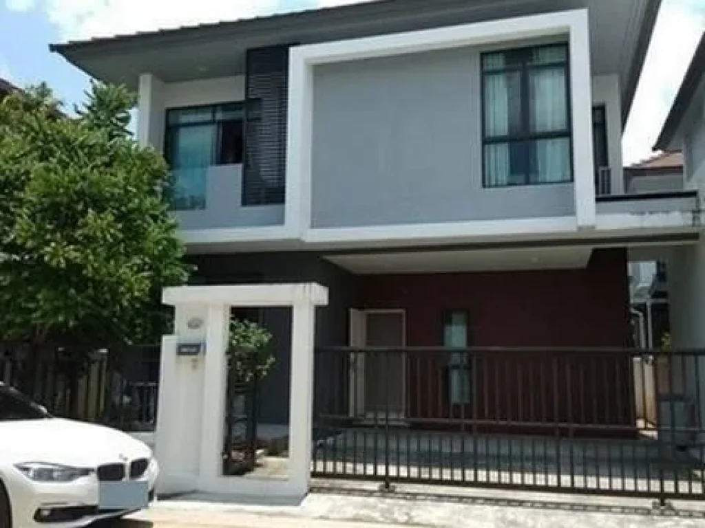 for rent ให้เช่าบ้านเดี่ยว 2ชั้น โครงการ Aura Ramkhamhaeng ซอยรามคำแหง94 ใกล้เดอะมอลล์บางกะปิ