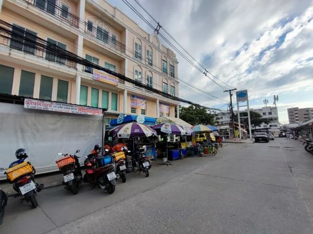 ขายตึกอาคารพาณิชย์นวมินทร์ ตลาดปัฐวิกร ห้องมุม ใจตลาด ชุมชน ติดถนน สปา คลีนิค ร้านค้า