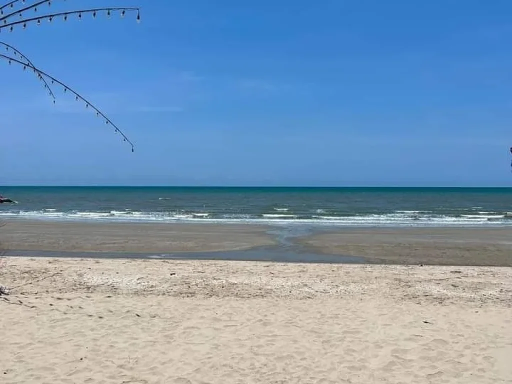 ที่ดินพร้อมกิจการรีสอร์ทติดทะเลหาดเจ้าสำราญ ใจกลางแหล่งท่องเที่ยวหาดเจ้าสำราญ