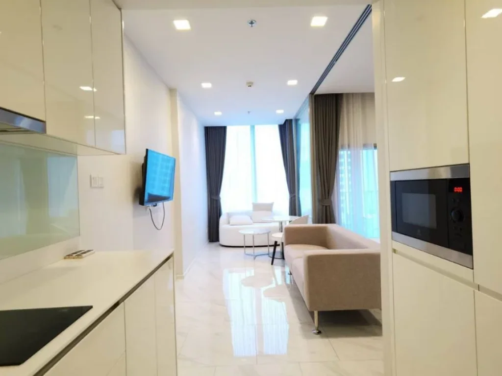 Condo Hyde Sukhumvit 11 ใกล้รถไฟฟ้า BTS สถานีนานา ขนาด 34 ตรม 1 ห้องนอน ชั้น4 วิวเมือง ตกแต่งครบ