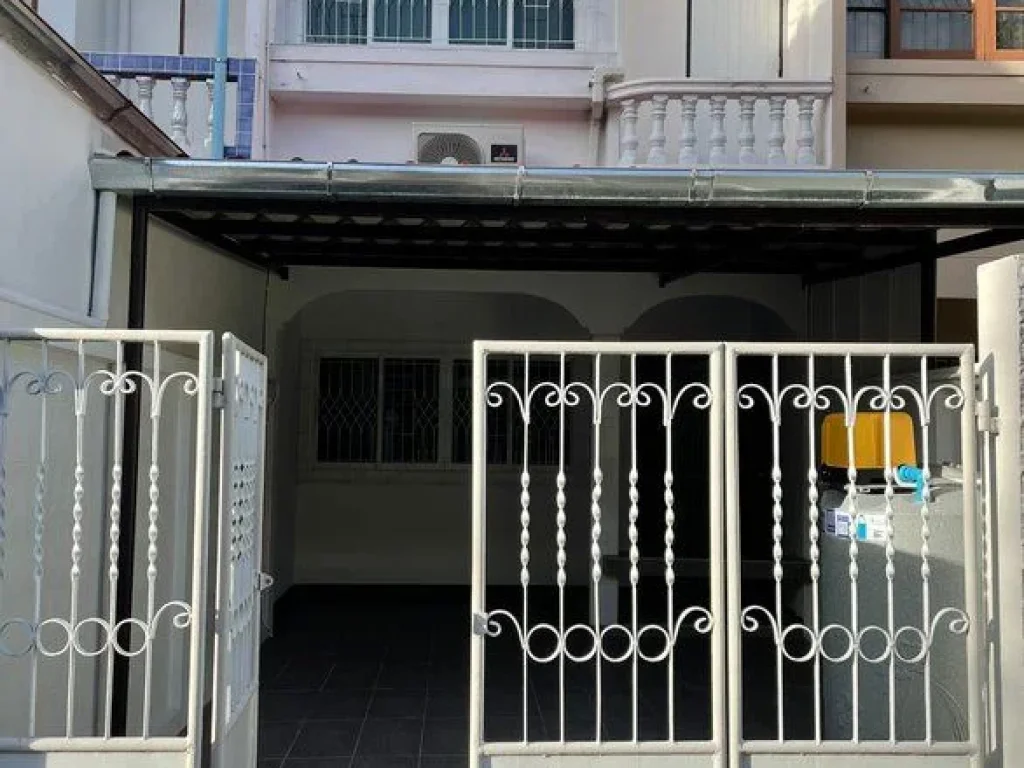 ทาวเฮ้า นนทบุรีให้เช่า ติด MRT บางกระสอ สายสีม่วง 150 เมตร TOWNHOME for rent in Nonthaburi