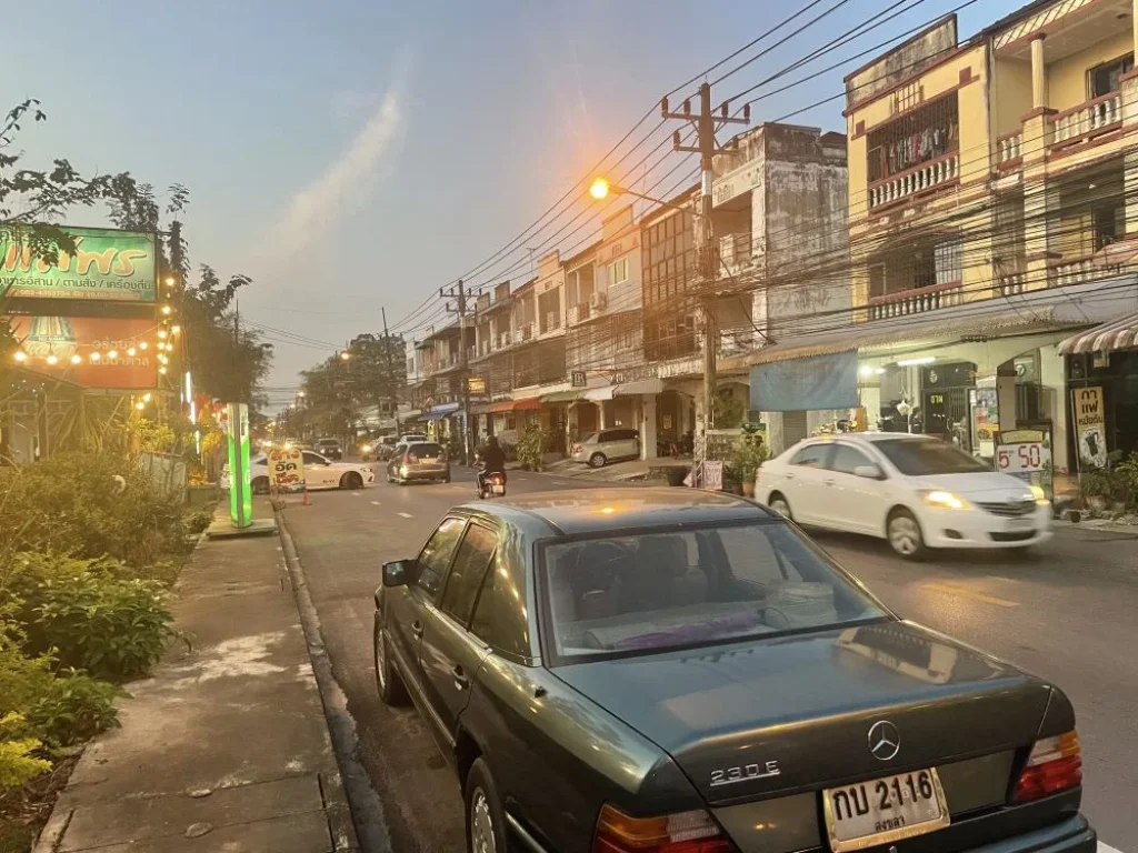 ขายบ้าน 3ชั้น ติดถนนพลพิชัย หน้า ม หาดใหญ่