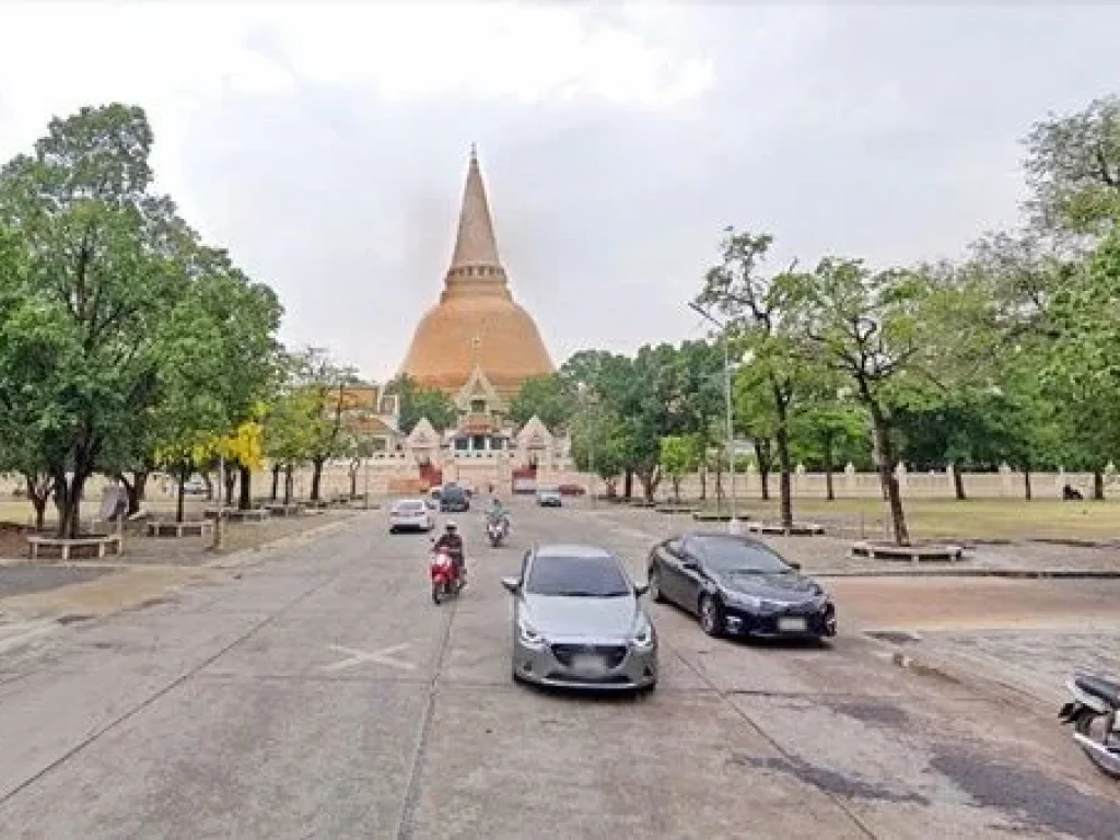 ใกล้ตลาด แหล่งค้าขายทำเลดี องค์พระปฐมเจดีย์ ถูกที่สุดใน 3โลก