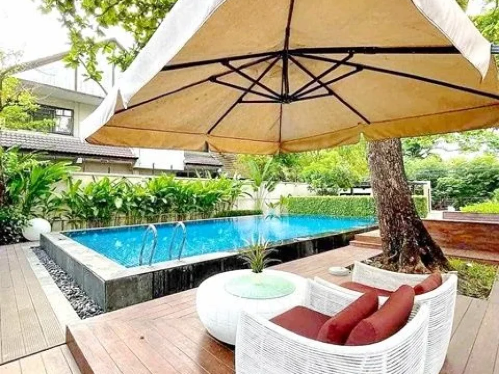 ดองกิ มอลล์ ทองหล่อ เฟอร์หรูครบ บิ้วอิน คฤหาสน์ Pool Villa