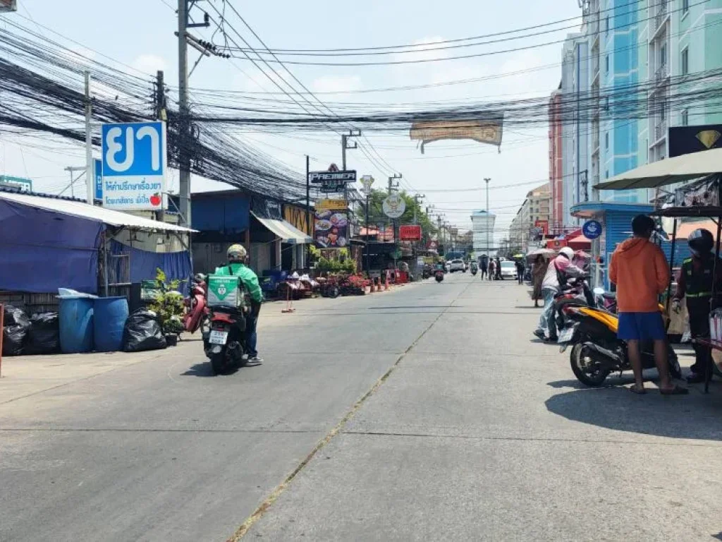 ขายตึกแถว 4 ชั้น ห้องพัก หน้า มกรุงเทพรังสิต คลองหลวง