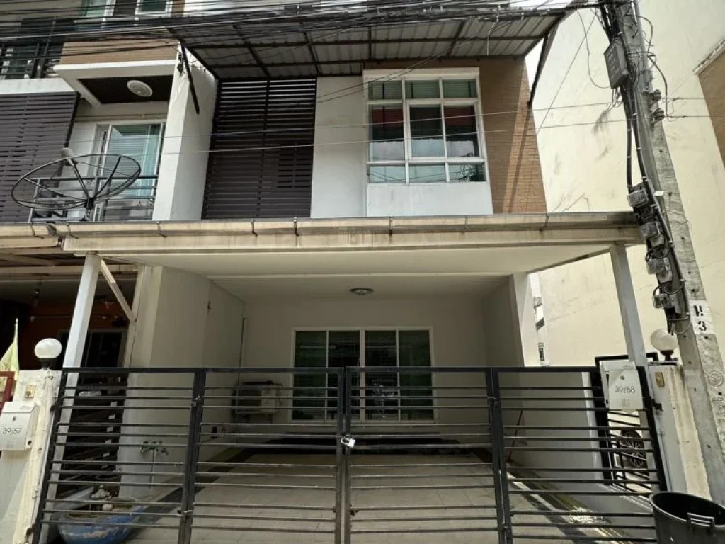 ขาย Townhome The Roof Cheangwattana 19 ตรว