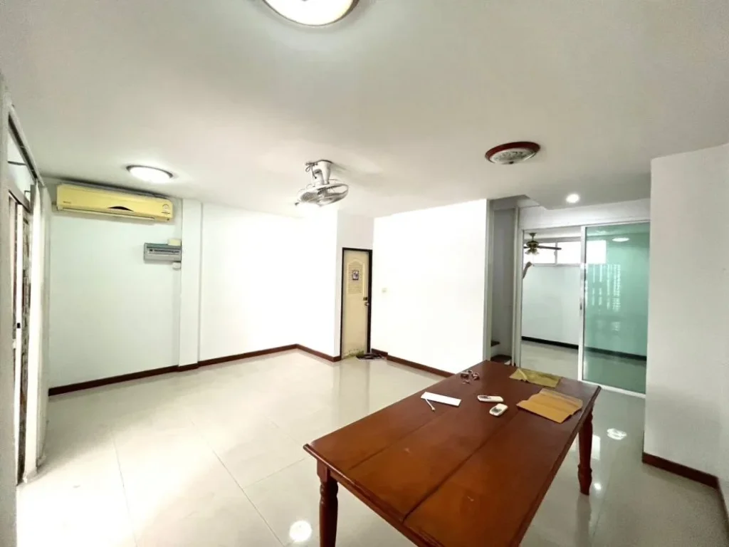 ขาย Townhome The Roof Cheangwattana 19 ตรว