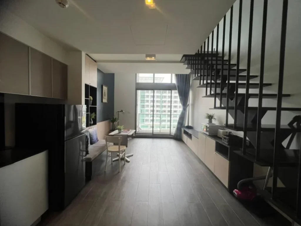 คอนโด The Lofts Ekkamai รูปแบบ 1 ห้องนอน ขนาด 46 ตรม