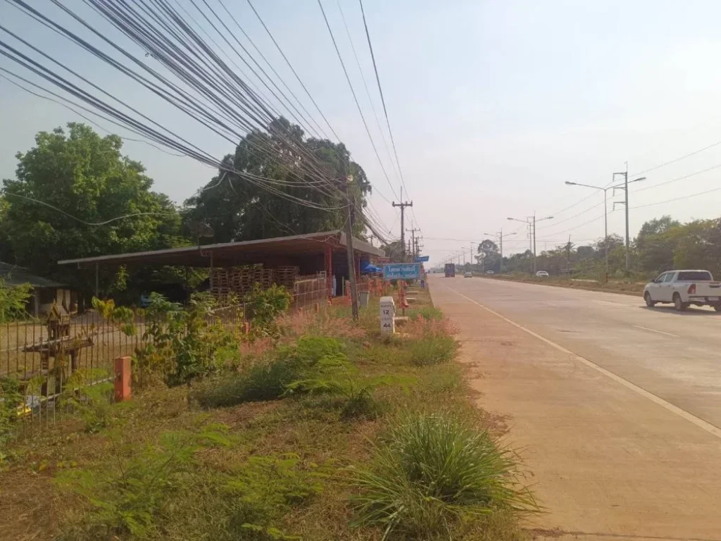 ขายที่ดินบ้านซ่องพร้อมสิ่งปลูกสร้าง 15 ไร่ ทำเลดีติดถนนเส้น