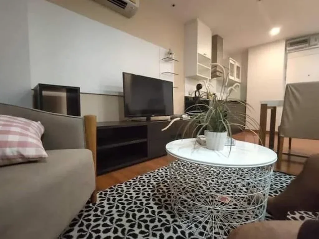 Tree Condo Luxe Sukhumvit 52 เป็นส่วนตัว ชั้น 3 BTS อ่อนนุช