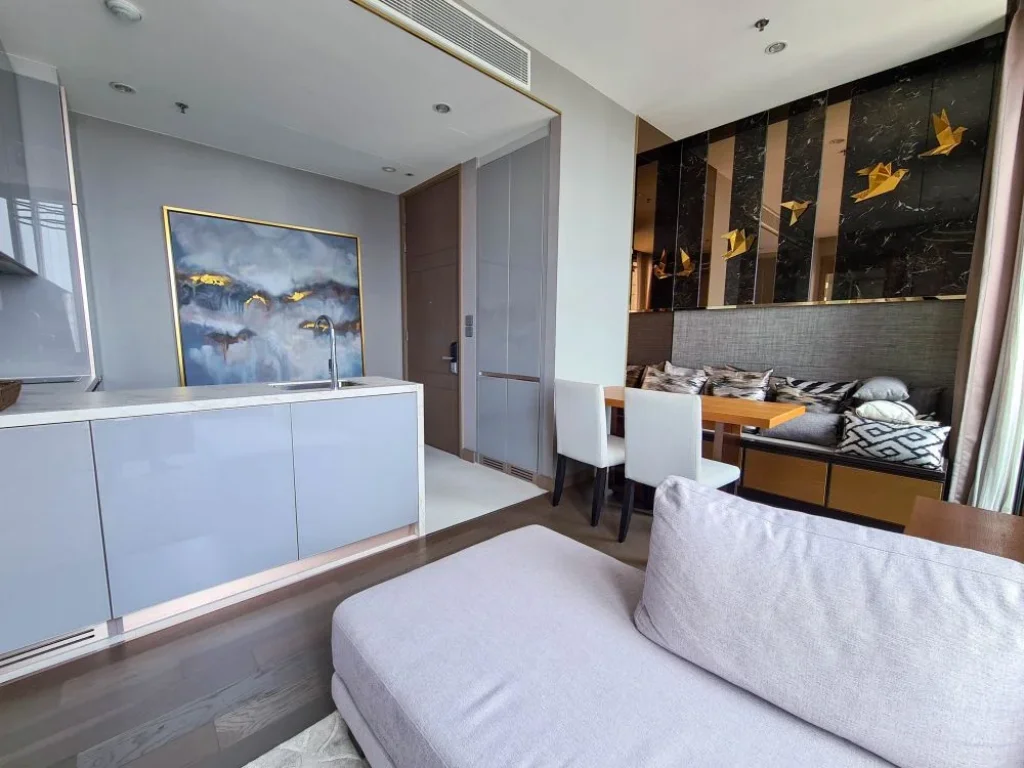 ขายคอนโด The Esse at Singha Complex 1-BR 4872 ตรม ชั้น 32