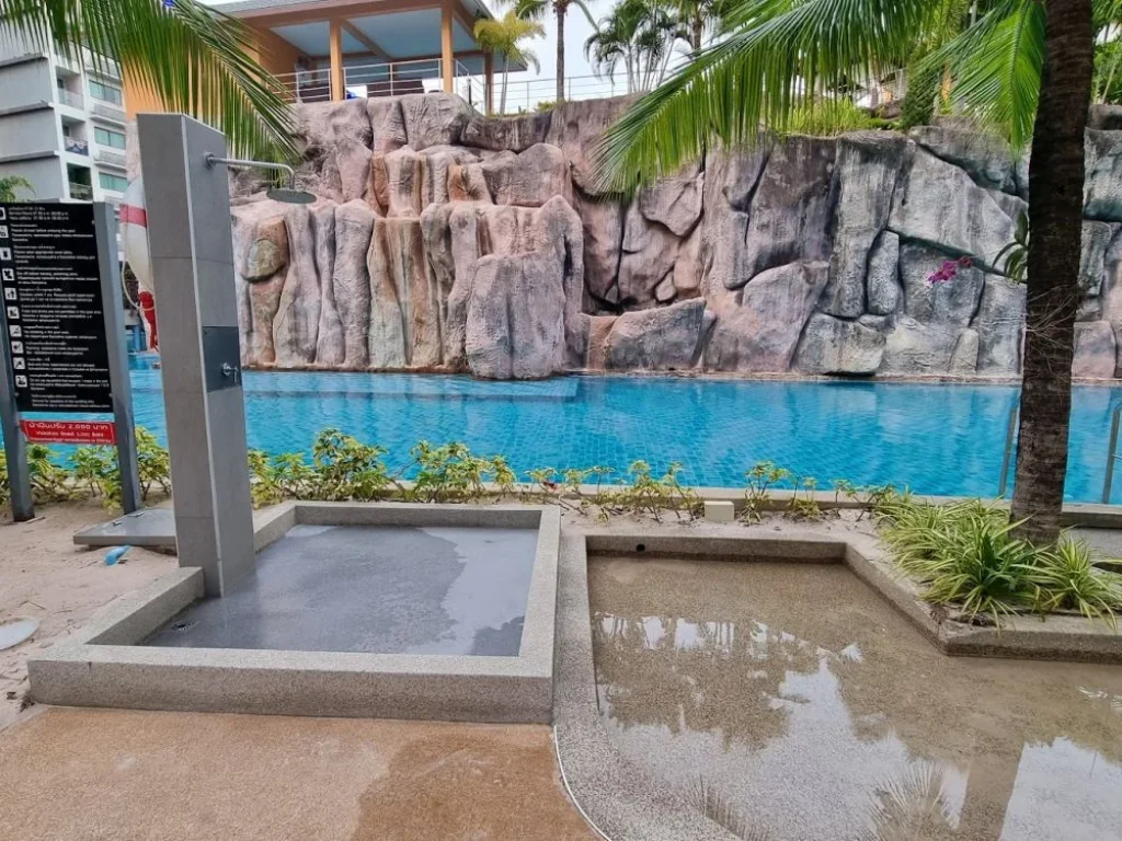 ขายคอนโดติดสระ pool access วิวน้ำตกจากผาหิน ลากูน่า บีช