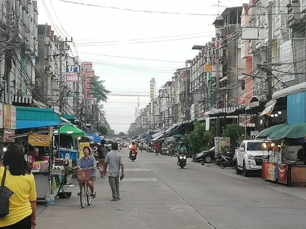 ขายตึกแถวหมู่บ้านศรีเพชร ซอย 5 หนองแขม ติดมหาวิทยาลัย