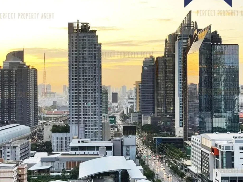 คอนโดลุมพินี สวีท เพชรบุรี มักกะสัน ราชเทวี พร้อมอยู่