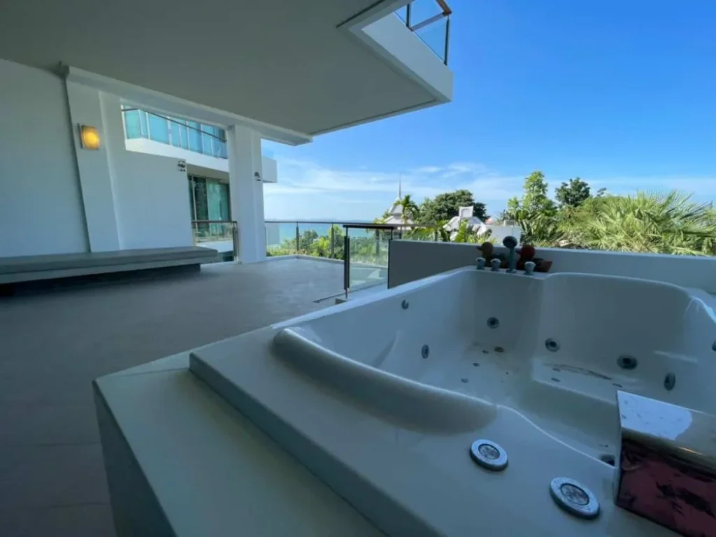 ให้เช่าคอนโดหรู วิวทะเล Luxury 2 Beds Beachfront Condo in