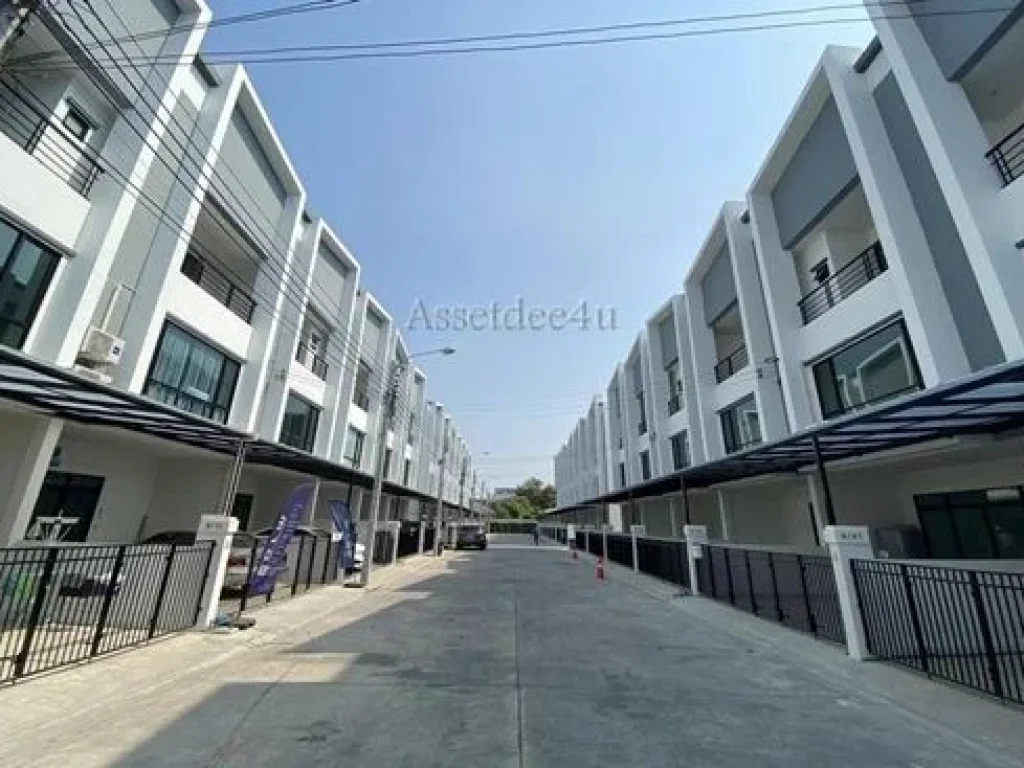 ให้เช่าทาวน์โฮม 3 ชั้น สไตล์ Modern คอร์ดิซ แอท อุดมสุข