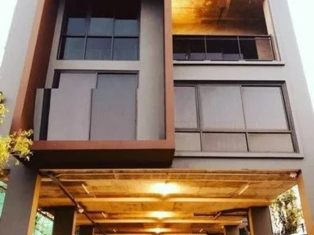 ให้เช่าโฮม Office 6 ชั้น Loft Style พร้อมลิฟท์ ย่านงามวงศ์วาน