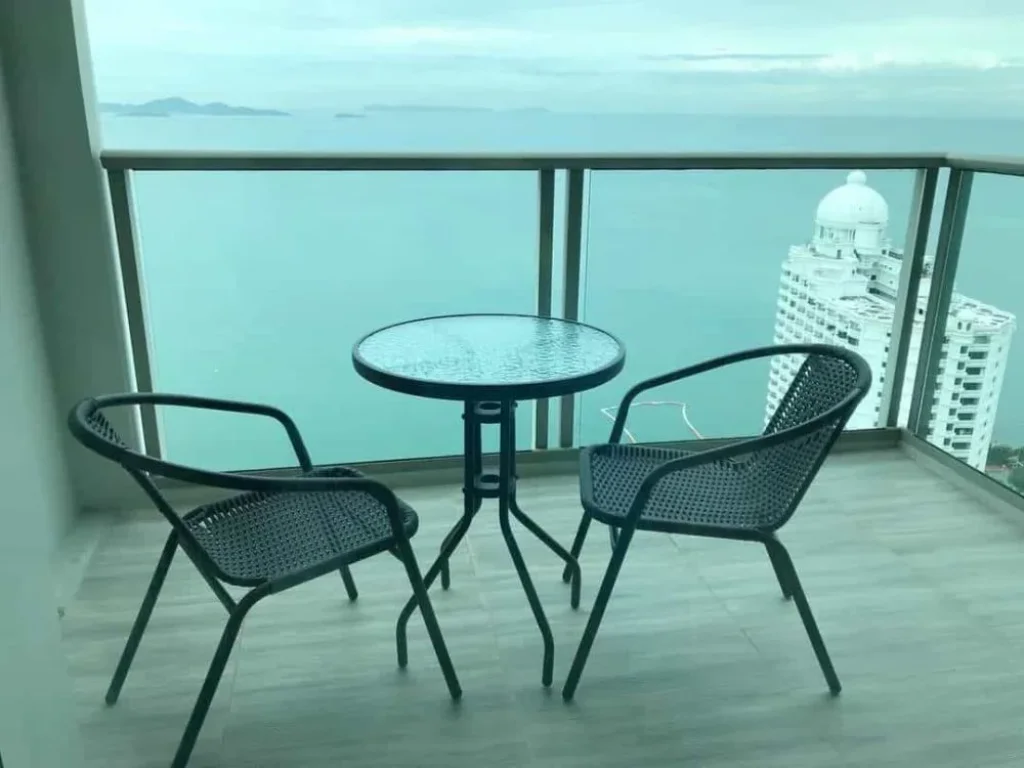 For Rent High Floor with Ocean View 1 BR The Riviera Wongamat