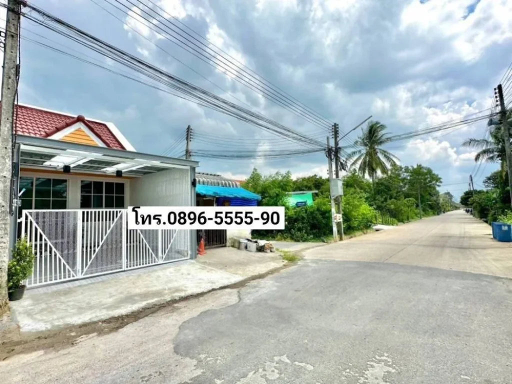 บ้านชั้นเดียวรีโนเวท 20ตรวหลังเทศบาลบ้านพรุ ถนนชุมแสง4