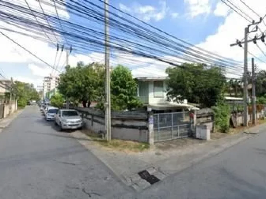 ขาย ที่ดิน สำโรงเหนือ เนื้อที่ 351 ตรวา ราคา 702 ล้านบาท