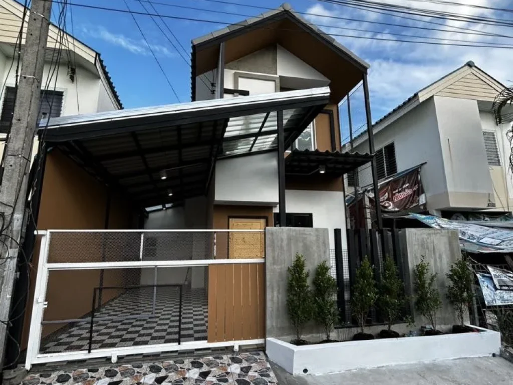 ขายบ้านสไตล์ minimal loft plus ราคาเพียง 159 ล้านบาท