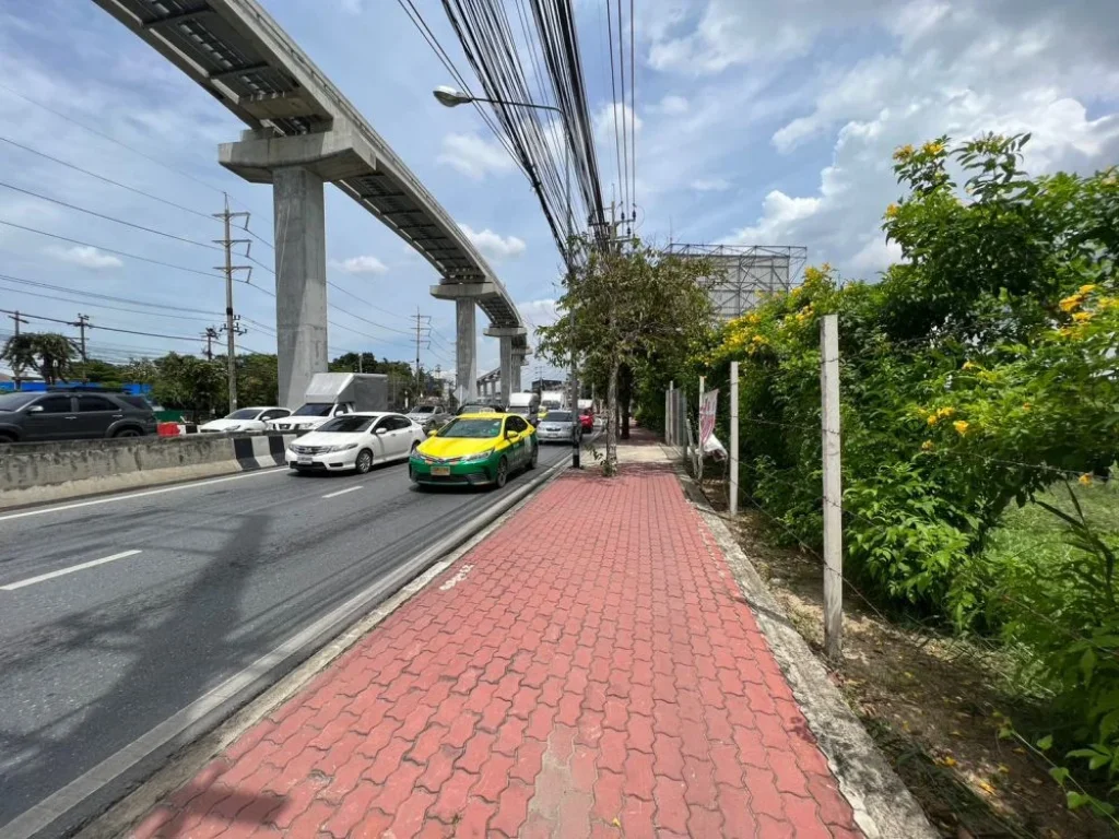 ให้เช่าที่ดิน 17 ไร่ ติดถนนรามอินทรา ใกล้ MRT