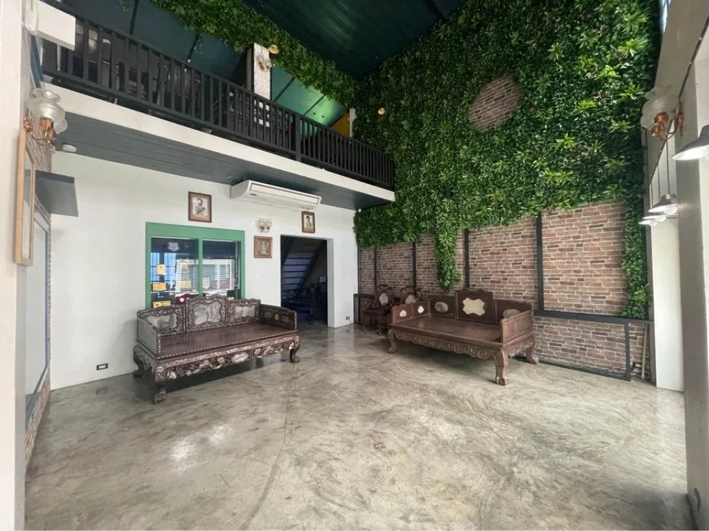 ขายอาคารพาณิชย์ ติดถนนเจริญกรุง เหมาะมากทำ Hostel Airbnb 