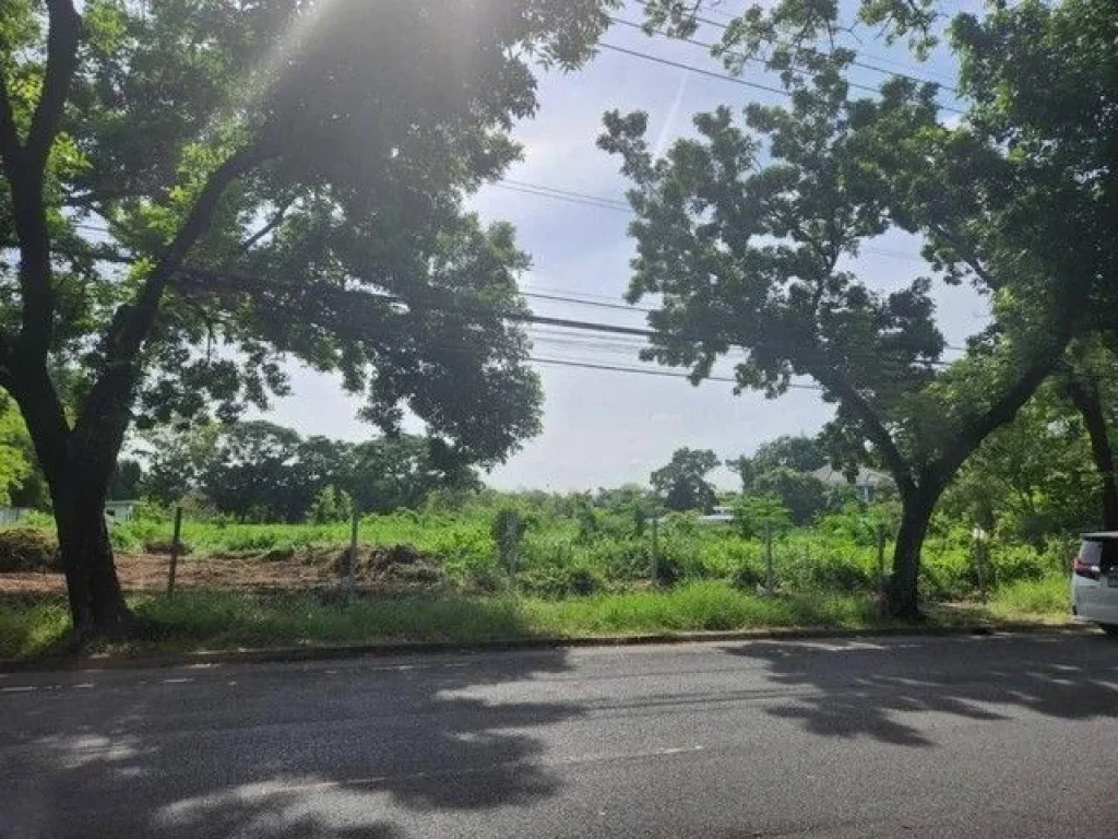 Land For Sale ขาย ที่ดิน 2 ไร่กว่า หมู่บ้านนวธานี