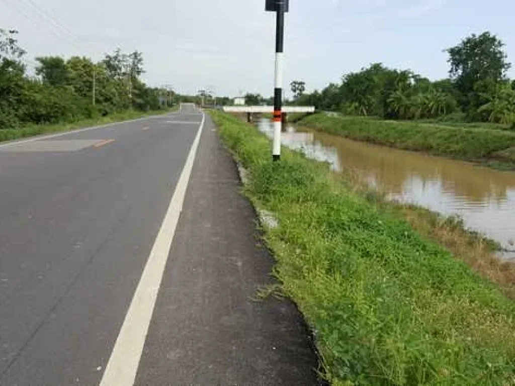 ขายที่ดิน ทำเลดี ติดถนนลาดยาง ริมแม่น้ำบางปะกง ตบางโรง