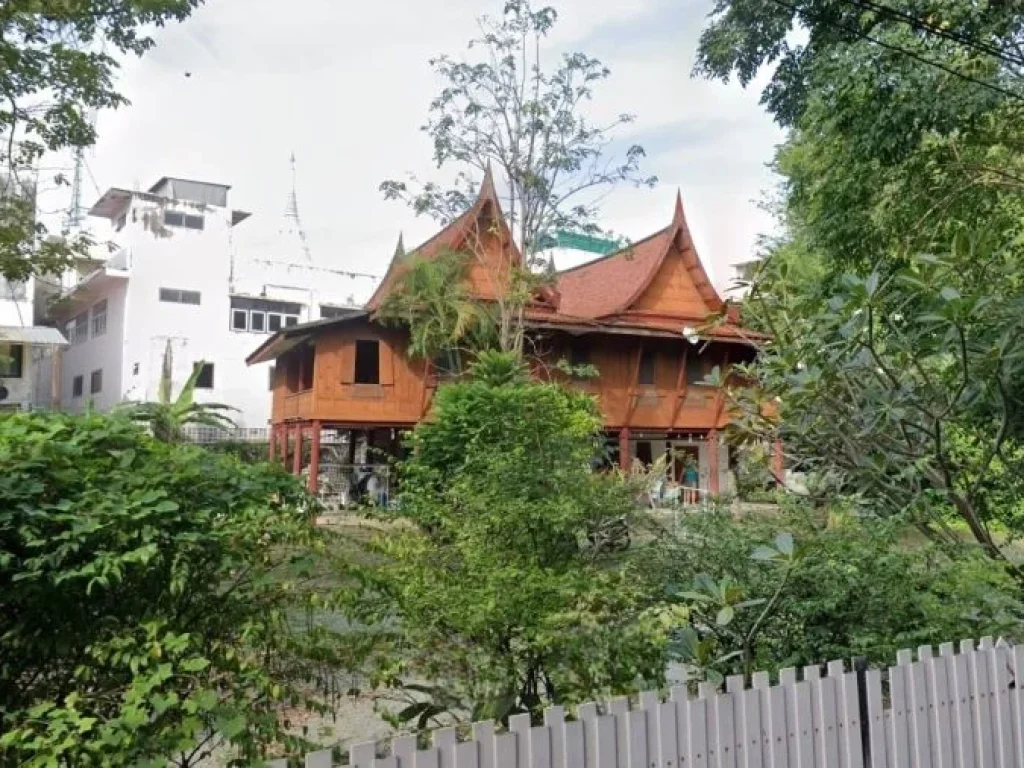 ขายบ้านพร้อมที่ดิน ในซอยสุขุมวิท 101 ใกล้ทรูดิจิทัลพาร์ค