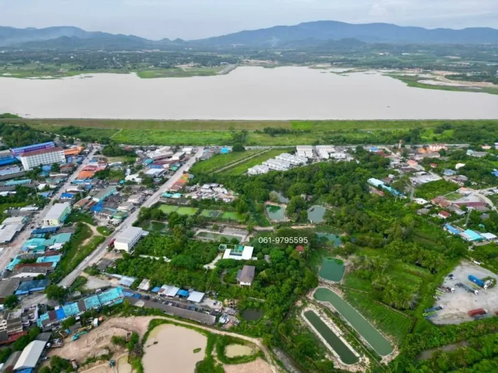 ขายที่ดินพร้อมสิ่งปลูกสร้าง ติดถนนหนองค้อ ทำเลดี ศรีราชา