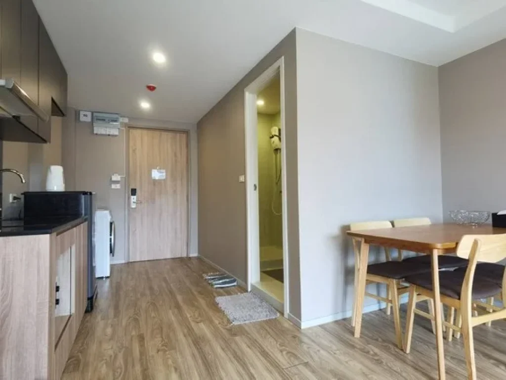 ให้เช่าคอนโด Blossom Condo Sathorn - Charoenrat 2 ห้องนอน ขนาด 63 ตรม