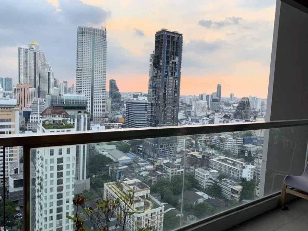 ปล่อยเช่าCondo The Address Sathorn bts สุรศักดิ์ 2Bed 28f 47000 Bath 1bed ขนาด7610 sqm 0979495559