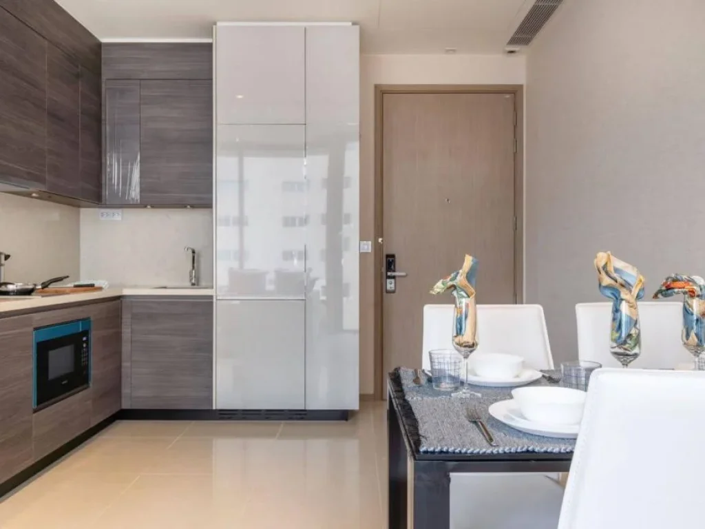 ให้เช่าcondo Esse Asoke ติด bts asoke ราคา32000บาท ชั้น15 ขนาด 50 ตรม 0972989594