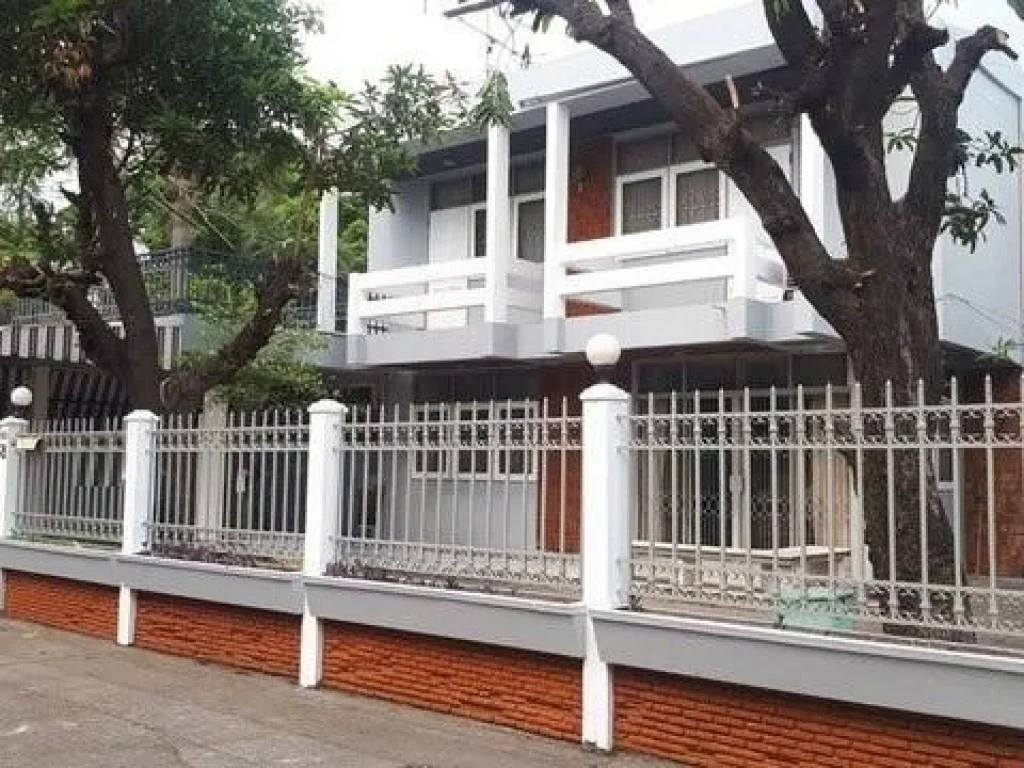 For Rent บ้านเดี่ยวพร้อมอยู่ สุขุมวิท42 ใกล้BTSเอกมัย และ BTSทองหล่อ