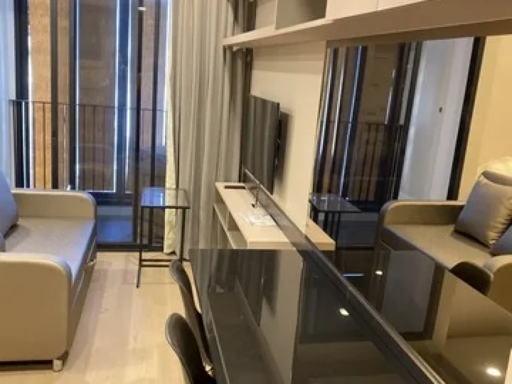 Rent Condo Ashton Chula-Silom 34 sqm fr 25 fully furnished near samyan