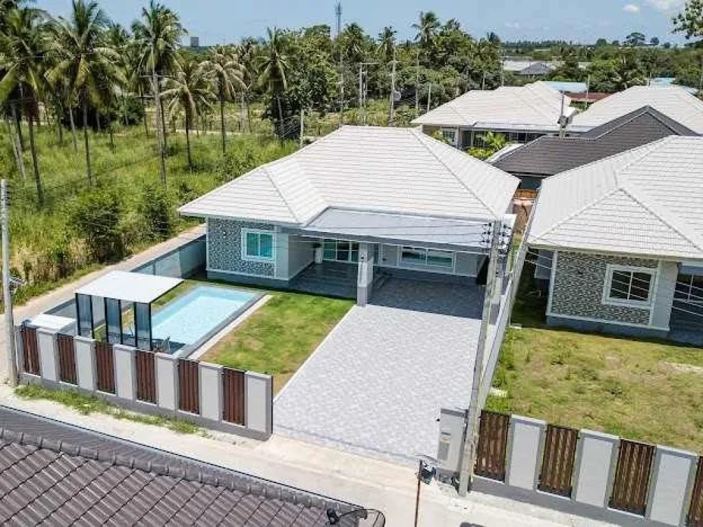 ขายบ้านผ่อนตรงกับเจ้าของ Pool Villa For Sale 3 Bedrooms