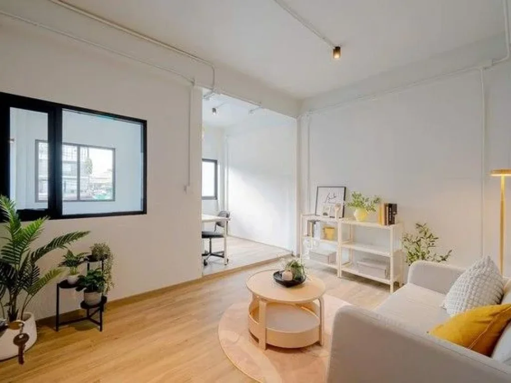 ขาย Townhome หลังใหญ่ Modern Minimal style ย่านเจริญกรุง