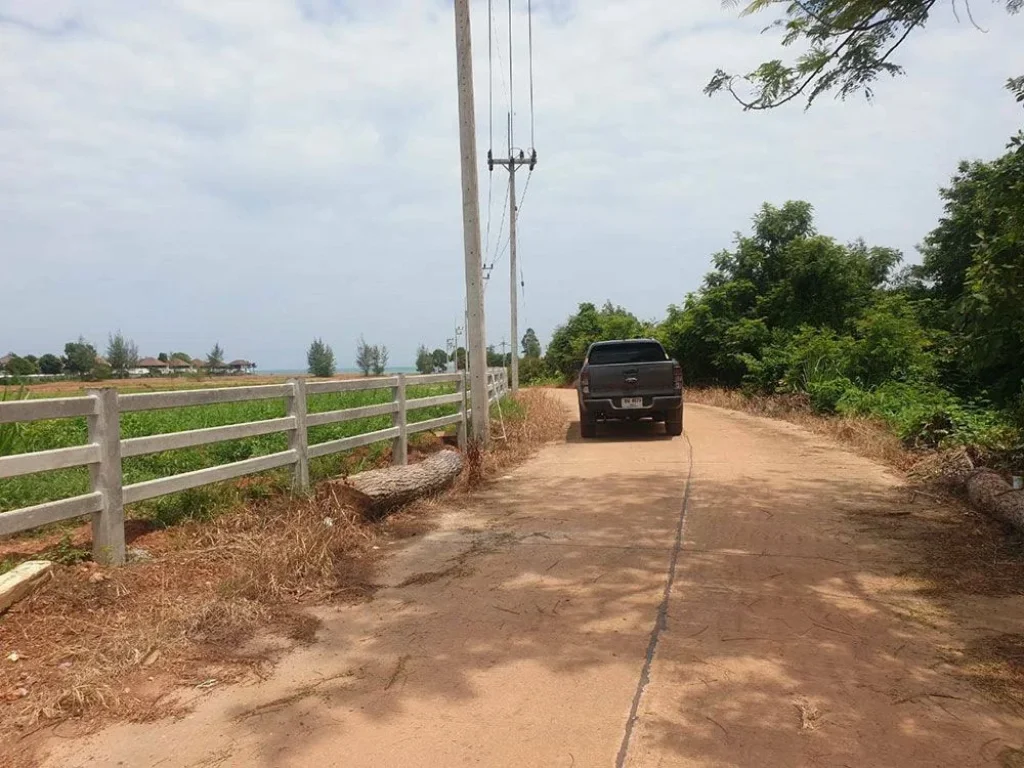 ที่ดิน 2ไร่เศษ เดินไปหาดสวนสน 400เมตร ขายเหมาถูกมาก 127ล