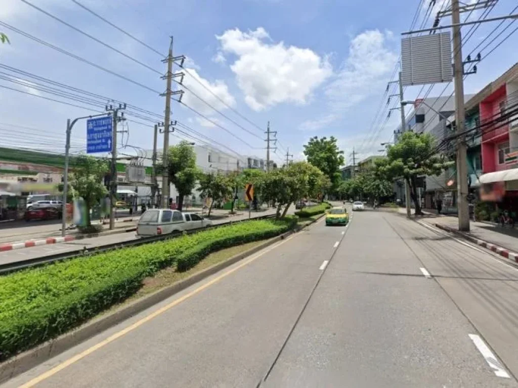 ขายที่ดินพร้อมสิ่งปลูกสร้าง ติดถนนจรัญสนิทวงศ์ ใกล้ MRT