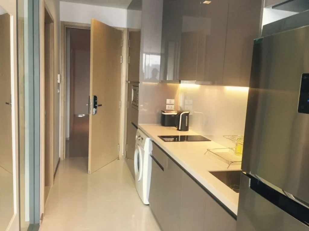 HYDE Sukhumvit 13 Condo for Sale มีทางเชื่อม BTS นานา ใกล้