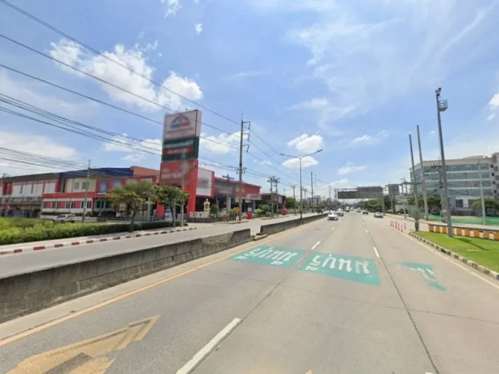 ให้เช่าที่ดินแปลงใหญ่ ติดถนนร่มเกล้า ใกล้ Airport Rail Link