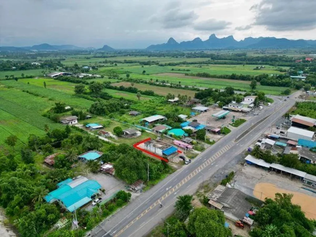 ขายที่ดินพร้อมอาคาร เนื้อที่ 3 งาน โคกตูม ซศูนย์สายจัตวา