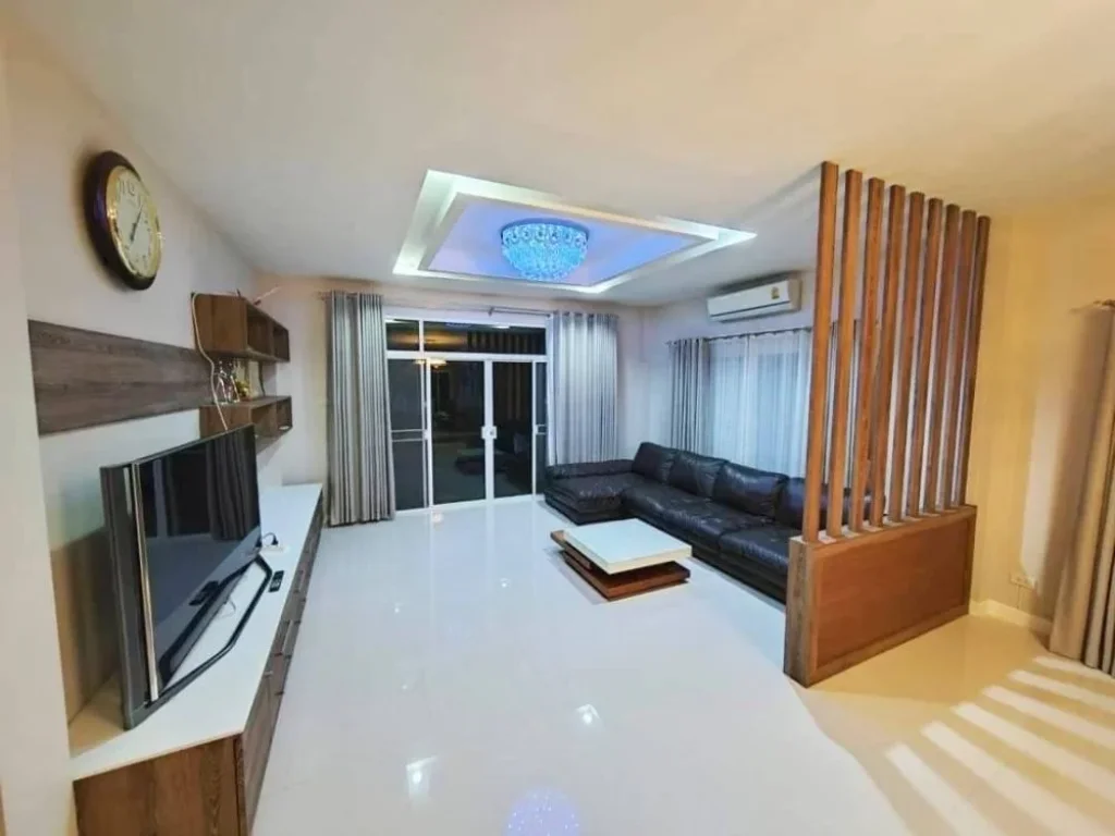 บ้านสวย Modern Contemporary หลังใหญ่หรูหรา 6 ห้องนอน 5