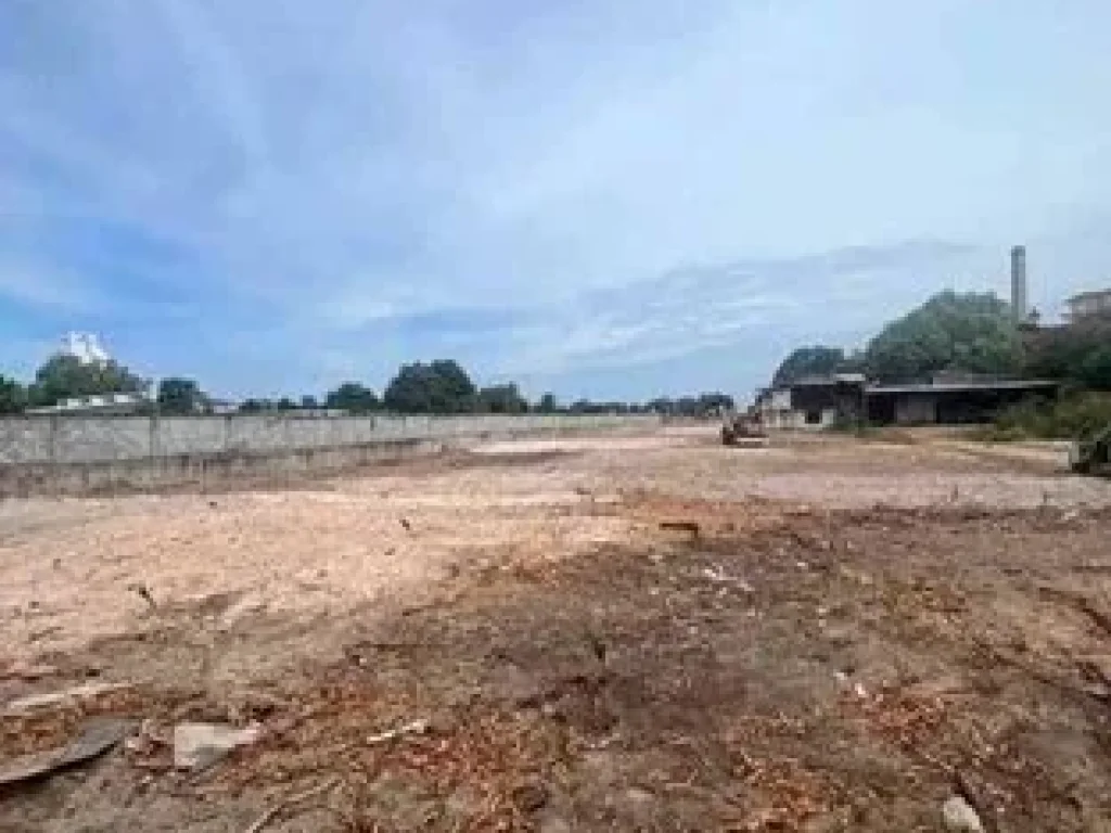 LAND FOR SALE IN PATTAYA ที่ดินติดทะเลพัทยา 15ไร่